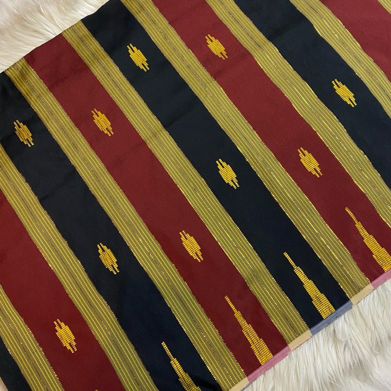 Kain tenun lipa sabbe bugis sengkang makassar sutera termurah terjangkau warna hitam merah