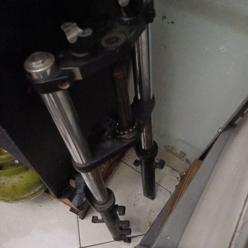Front Fork MT25 Shock Shok Depan R25 MT25