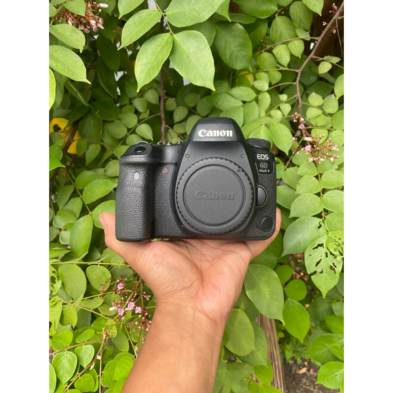 CANON 6D MARK II BODY ONLY FULSET MULUS LIKE NEW
