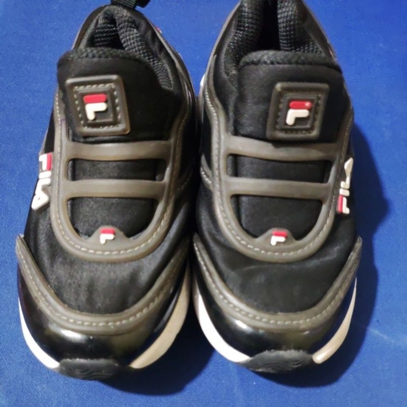 Sepatu Fila anak