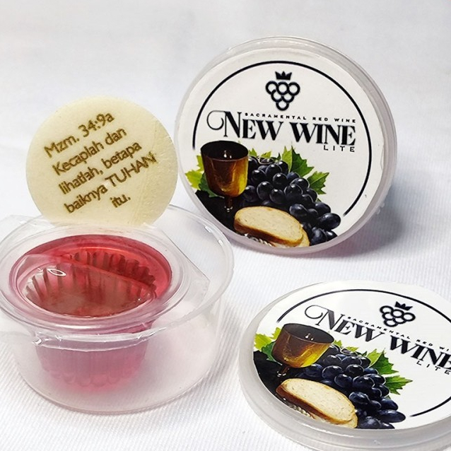 

Paket Anggur Perjamuan Kudus Lite Cup + Hosti Ayat Kecil Isi 100 (PCNWL100HA)