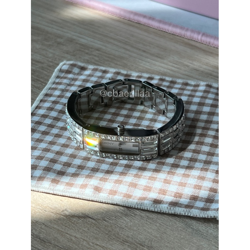 DKNY NY3715 Vintage Wrist Watch for Women