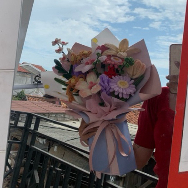 BOUQUET KAWAT BULU