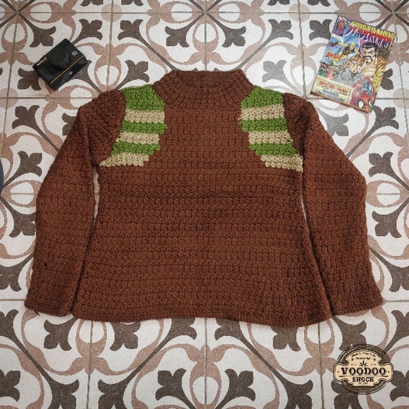 VOODOO [SALE] - S40 - Vintage Handmade Waffle Pattern Knit Sweater