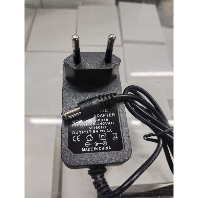 AC-DC Adaptor charger 9V 2A adaptor 9 volt 2amper