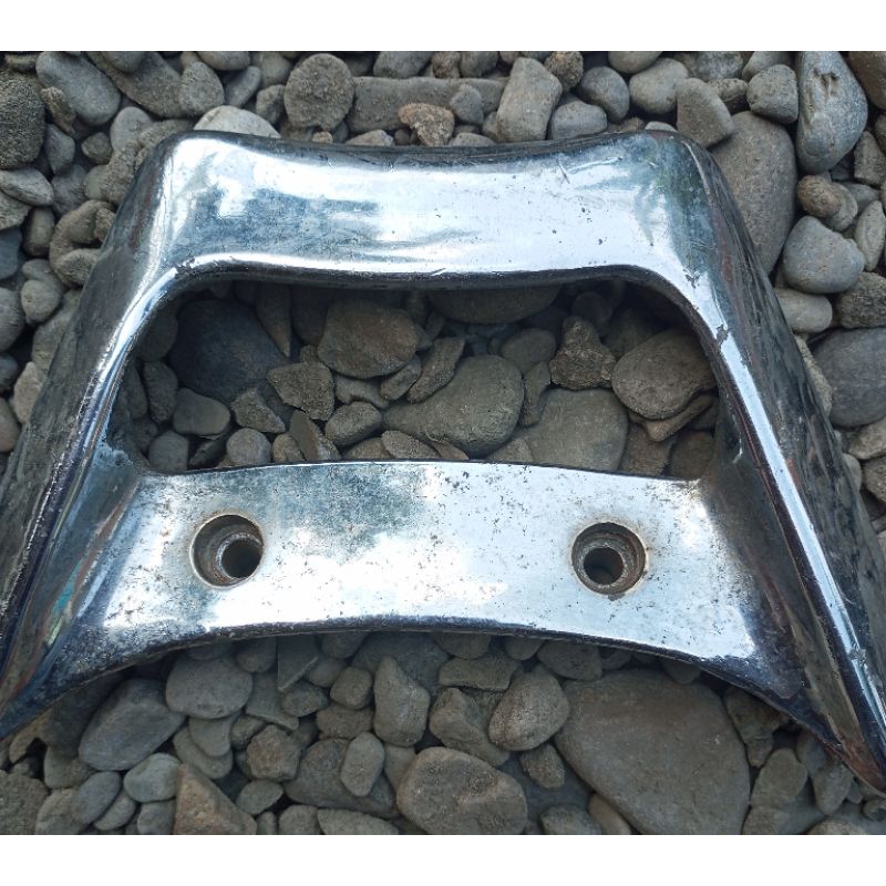 BEHEL BELAKANG BEIJING CHAMP, YAMAHA 125Z