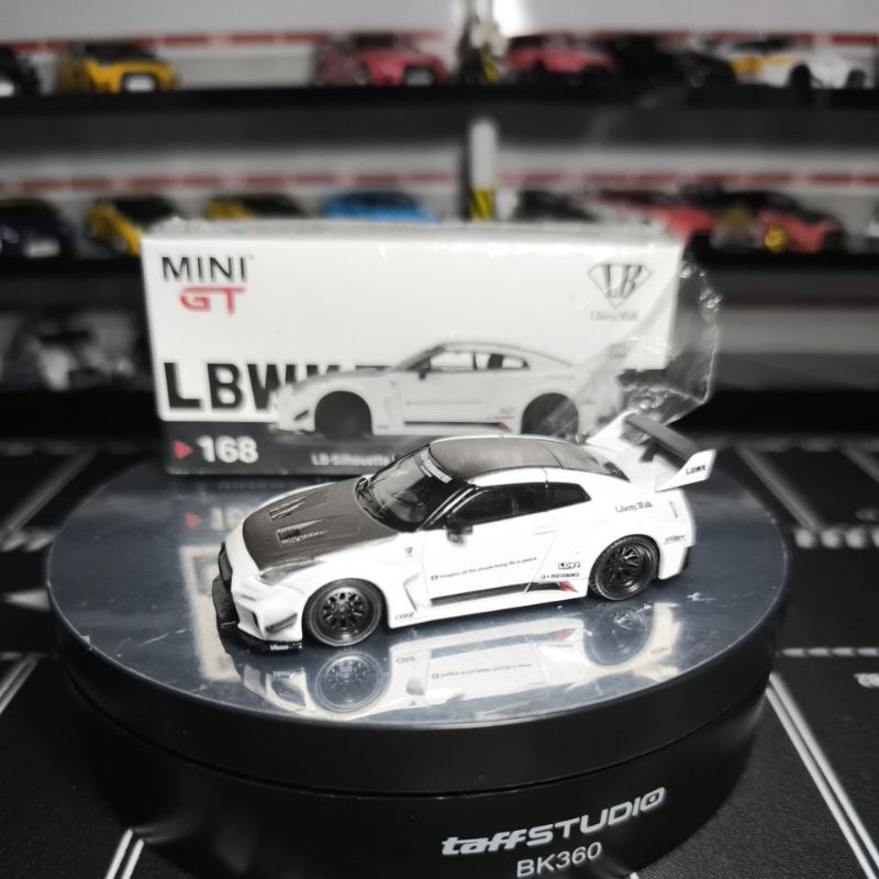 mini gt nissan gtr r35 lbwk white #168