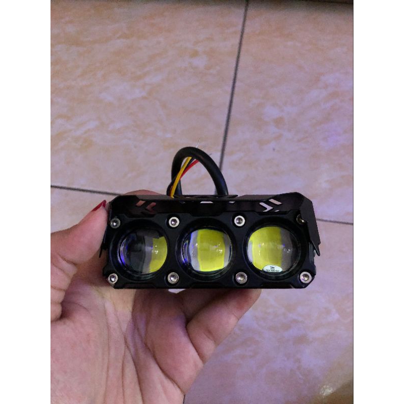 LAMPU SQL 3 MATA CR7