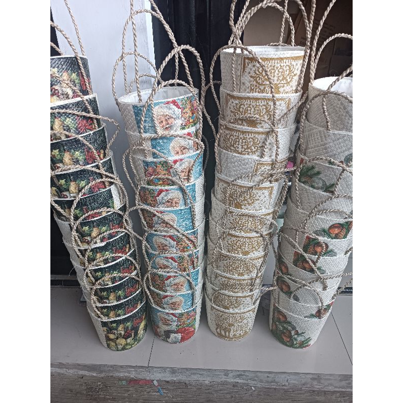 

Hampers Christmas Natal / New years Hampers / Parcel Gift Xmas Premium