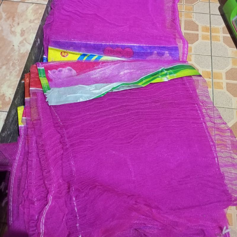 Karung pembungkus buah kelengkeng karung bawang isi 10
