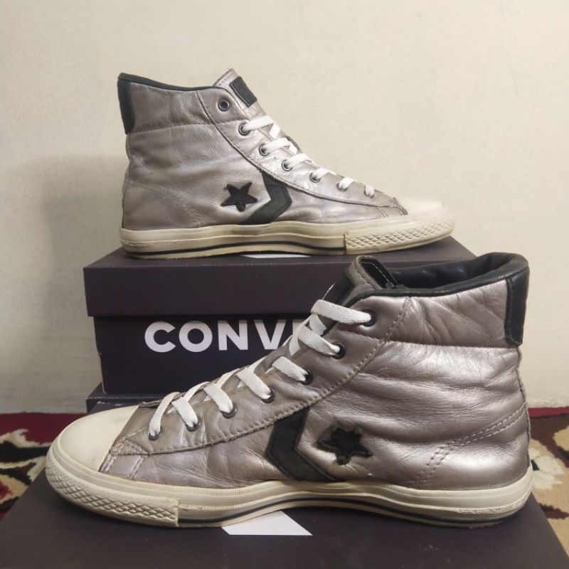 Converse star player x john varvatos