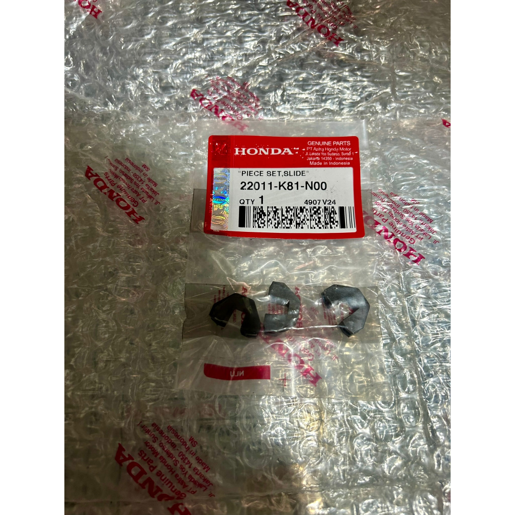 Plastik Sleding Slider Beat Sporty Scoopy ESP Honda Original