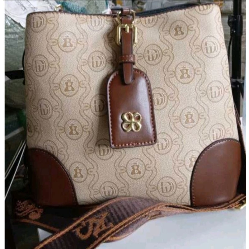 Tas ORI *BOO Berries*