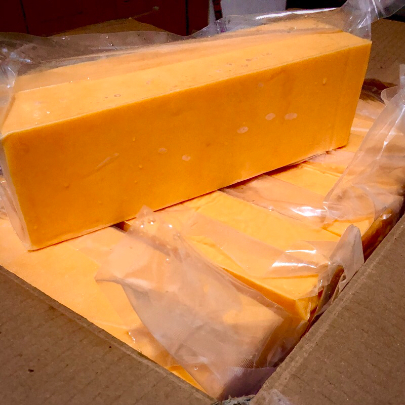 

Red cheddar Blok 2kg