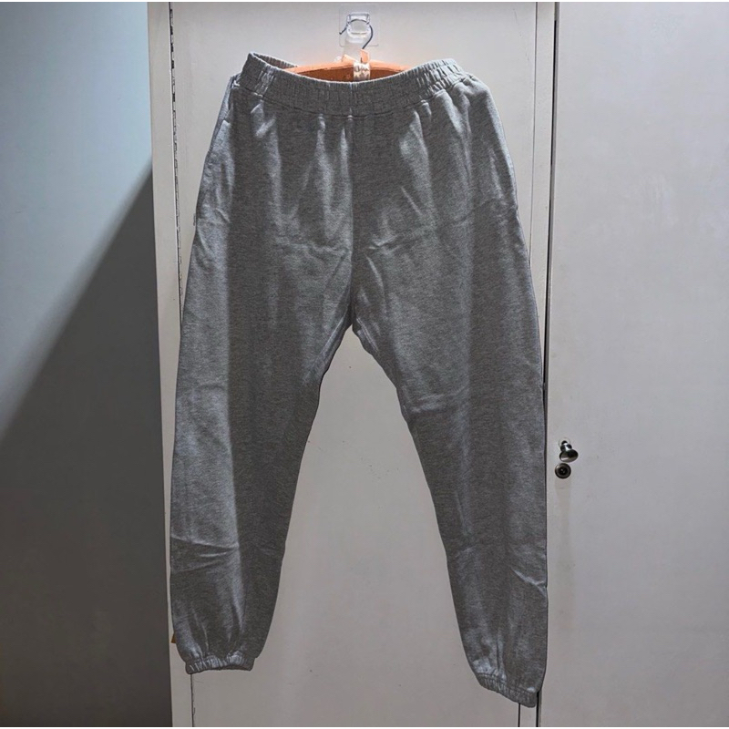 (Preloved) MISSGUIDED Celana Training Abu Jogger Pants