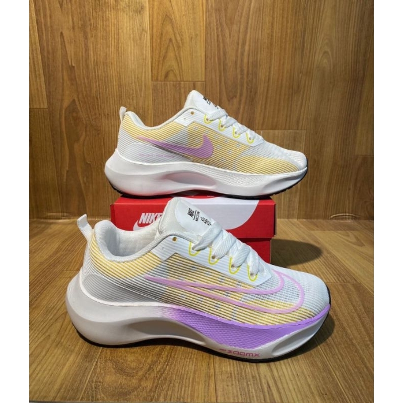Nike Zoom Fly 5 Women