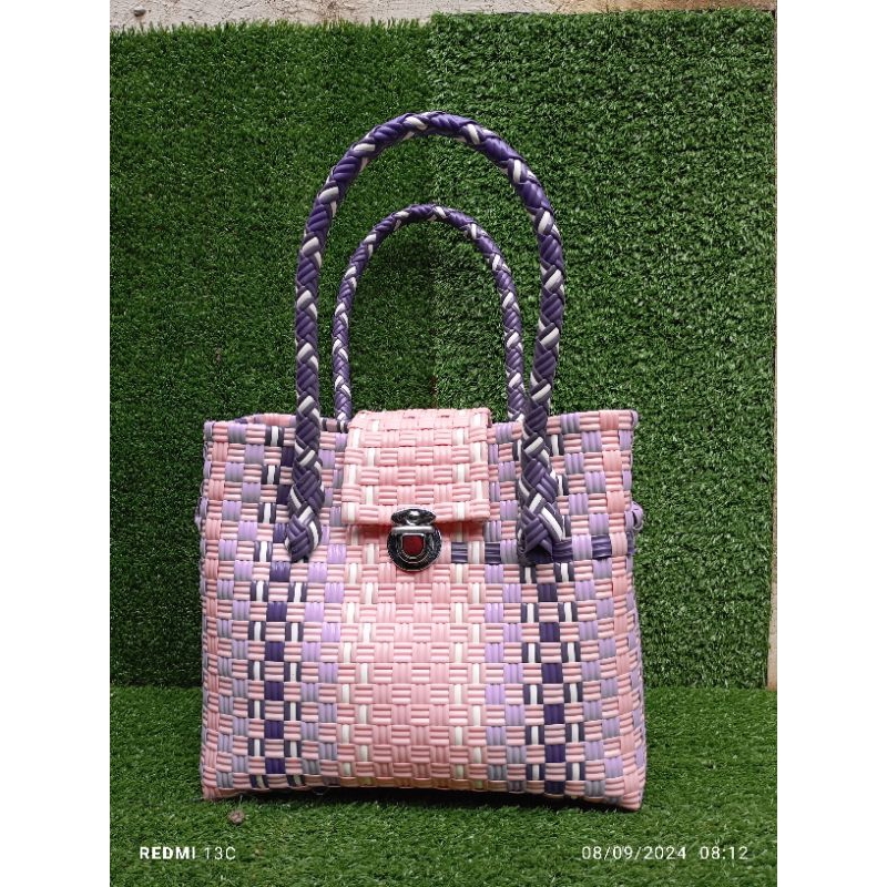 tas anyaman dari tali jali