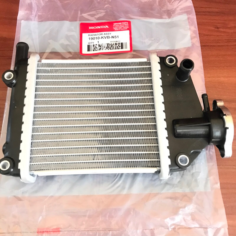 Radiator Assy Honda Vario 110 Karbu ,Vario Techno 110 Karbu ,Vario 110 Lama ,Vario Agnes ,Vario Karb