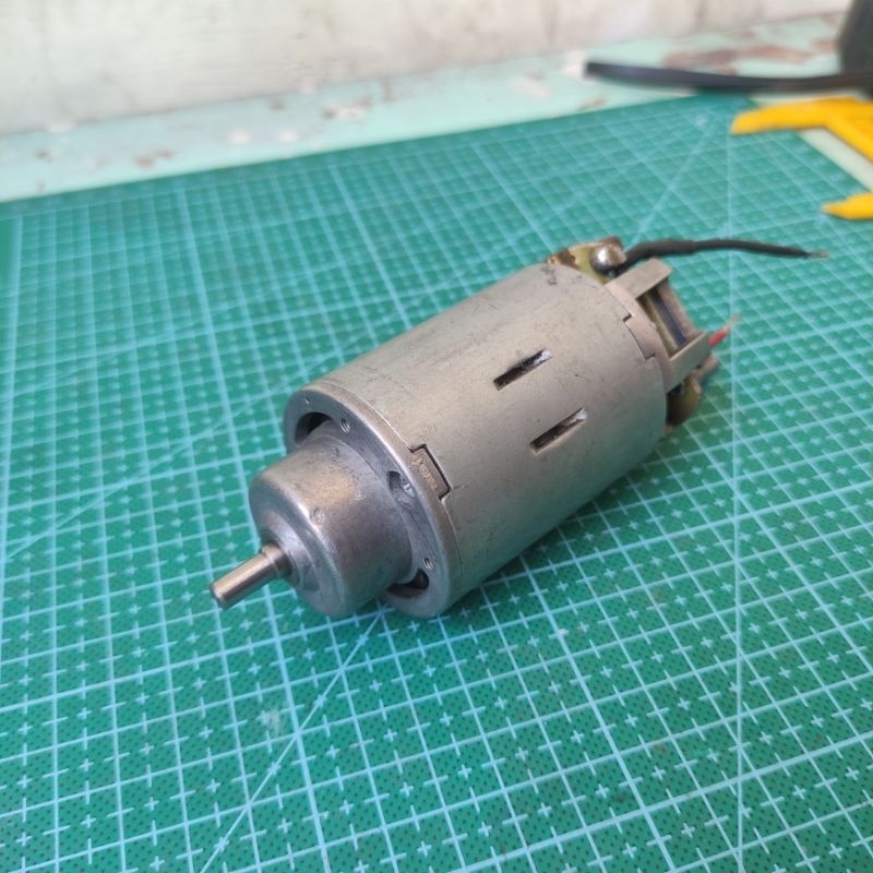 DINAMO MOTOR LISTRIK 220V/240V DC MOTOR PERMANEN MAGNET GENERATOR MOTOR