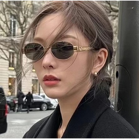 Kacamata hitam modis/kacamata hitam/kacamata bingkai kecil oval retro menonjolkan wajah kecil wanita