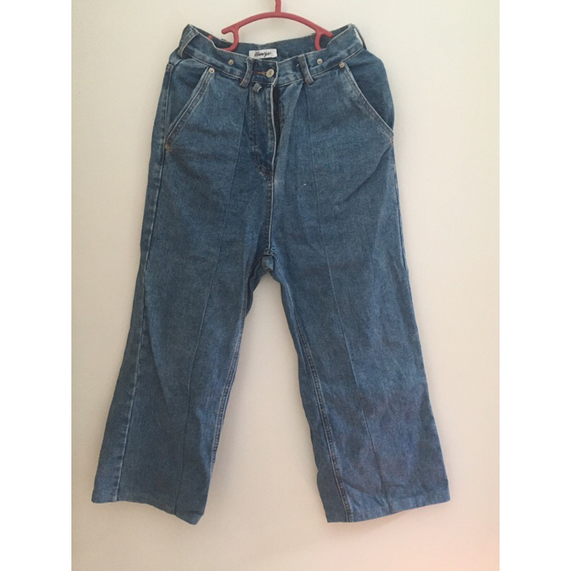 PRELOVED STRAIGHT/LOOSE JEANS