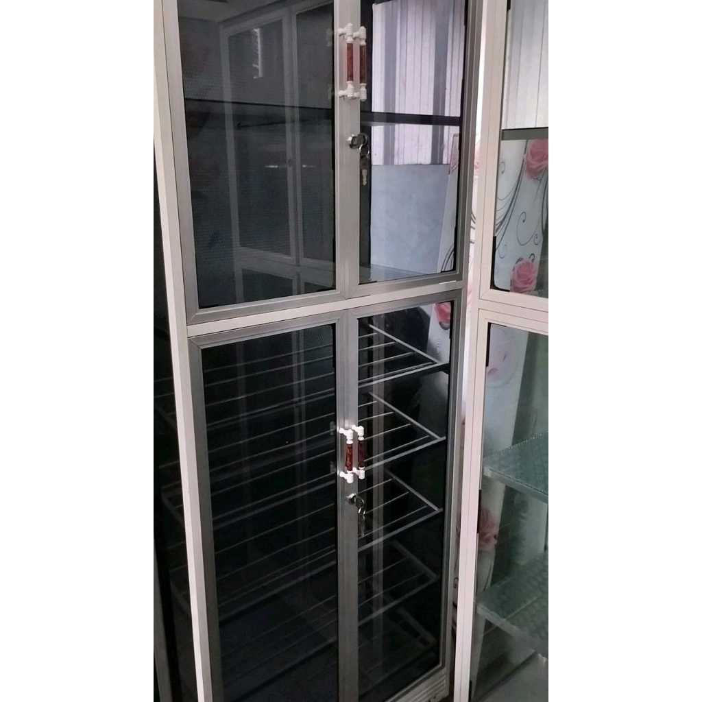 RAK SEPATU KACA + TEMPAT HELM TAS FRAME PUTIH