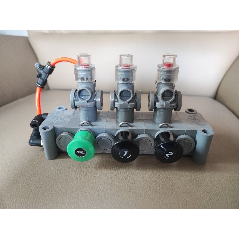 Pneumatic control blok/Pneumatic control switch utk 2 kompartemen