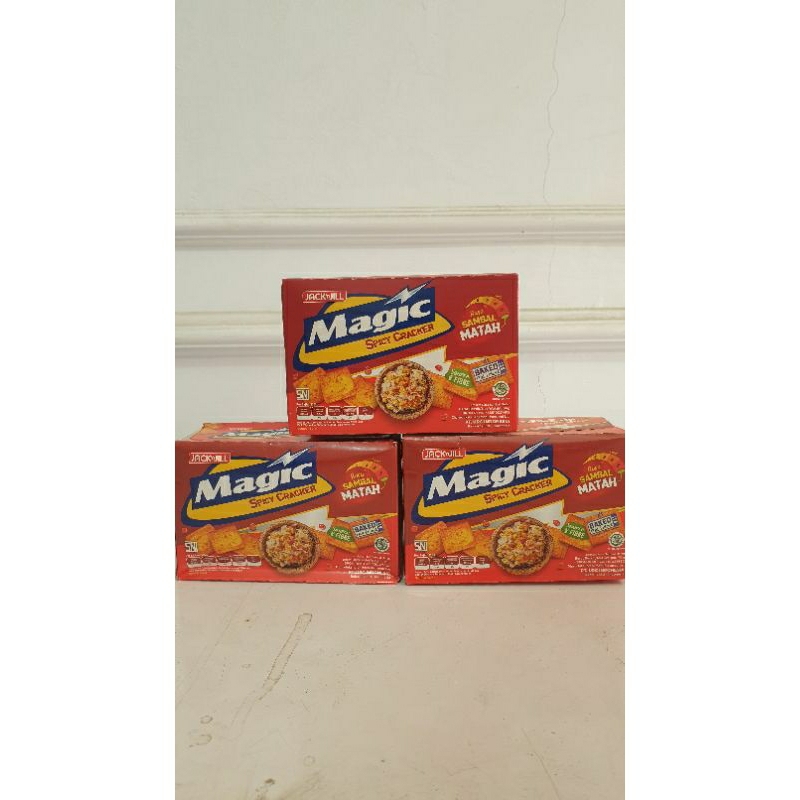 

Magic spicy cracker sambal matah