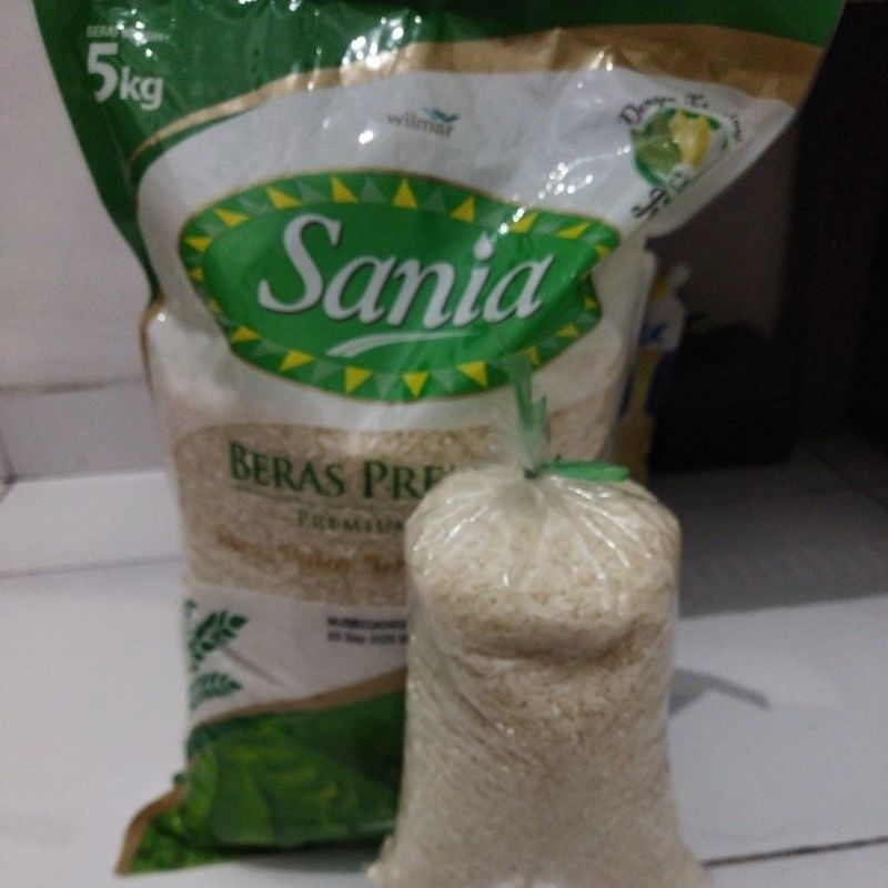 

Beras Sania Repack 1kg / Beras Premium repack Beras Sania Premium Repack 1 kg