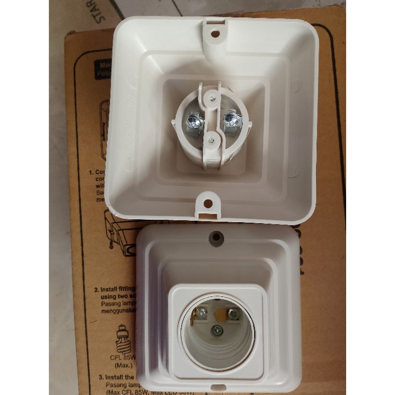 fitting lampu panasonic