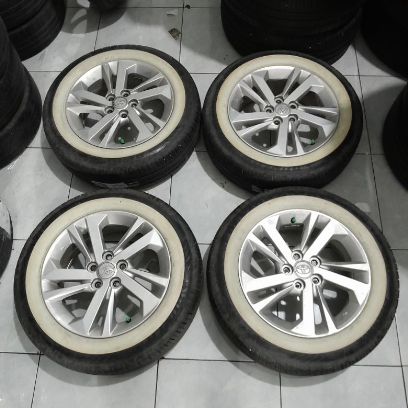 Velg Mobil Avanza R15 Komplit Ban Ring 15