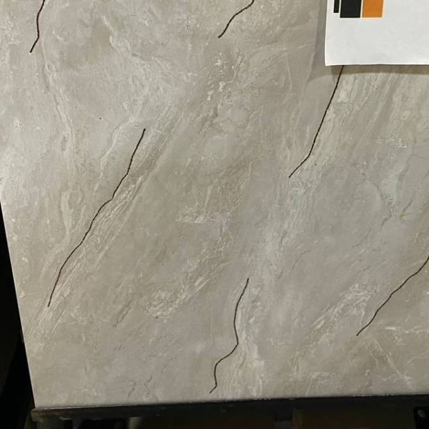 GRANIT TILE MEWAH QnQ SANTANA GREY GOLD 60X60 1.44M /DUS [FREE ONGKIR]