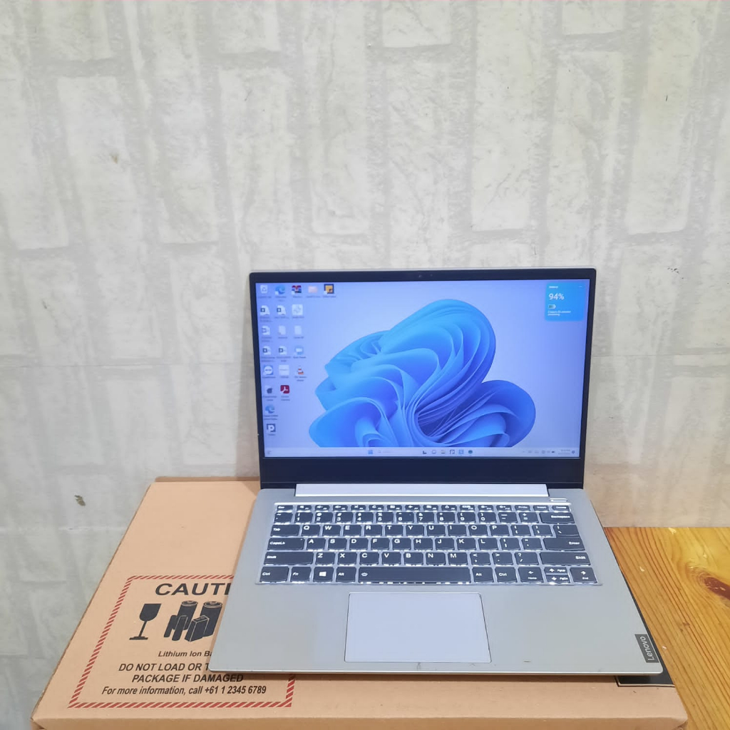 Laptop Lenovo Ideapad S340 Amd Ryzen 5-3500U Ram 8/512Gb BERGARANSI