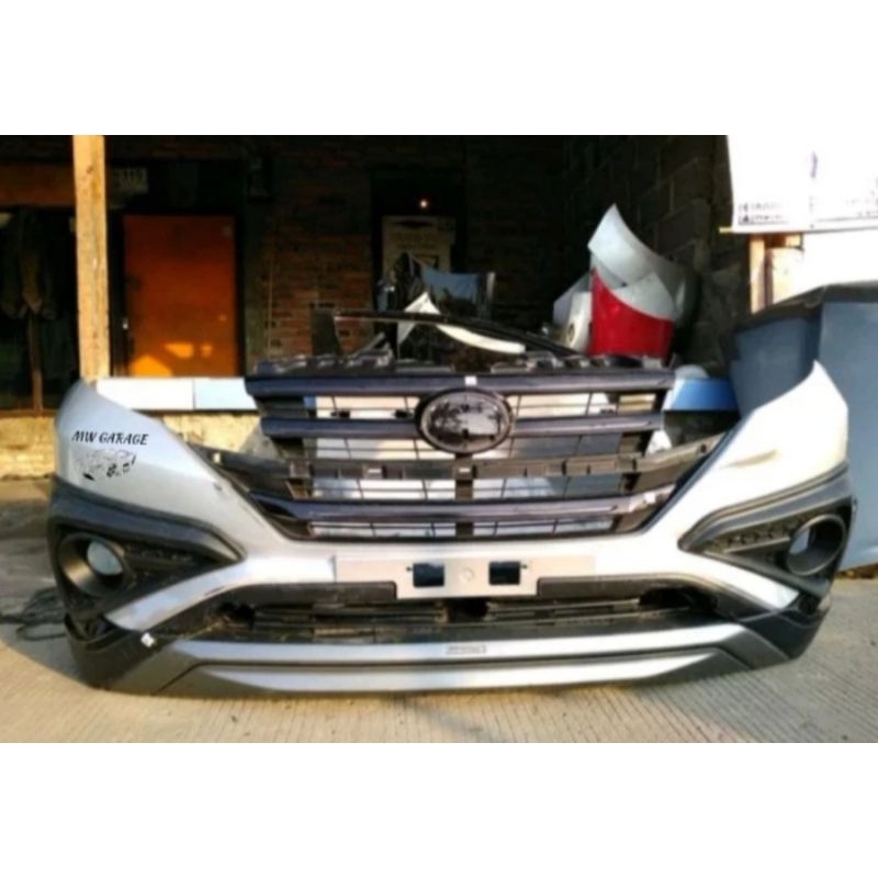 bumper bemper depan Toyota  rush Terios  2018 2019 2020 komplit set depan original