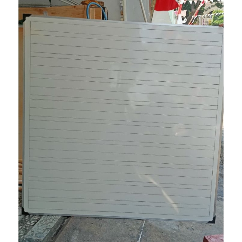 

papan tulis halus melamin / garis tidak hilang / 120x120
