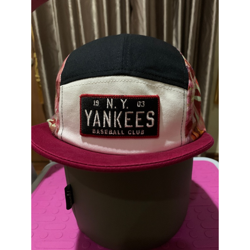 Topi sepeda sekon MLB NY Yankees triple color tone