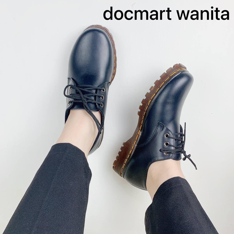 LINEAR LEAHER - Sepatu Kulit Docmart Wanita - Docmart Fely