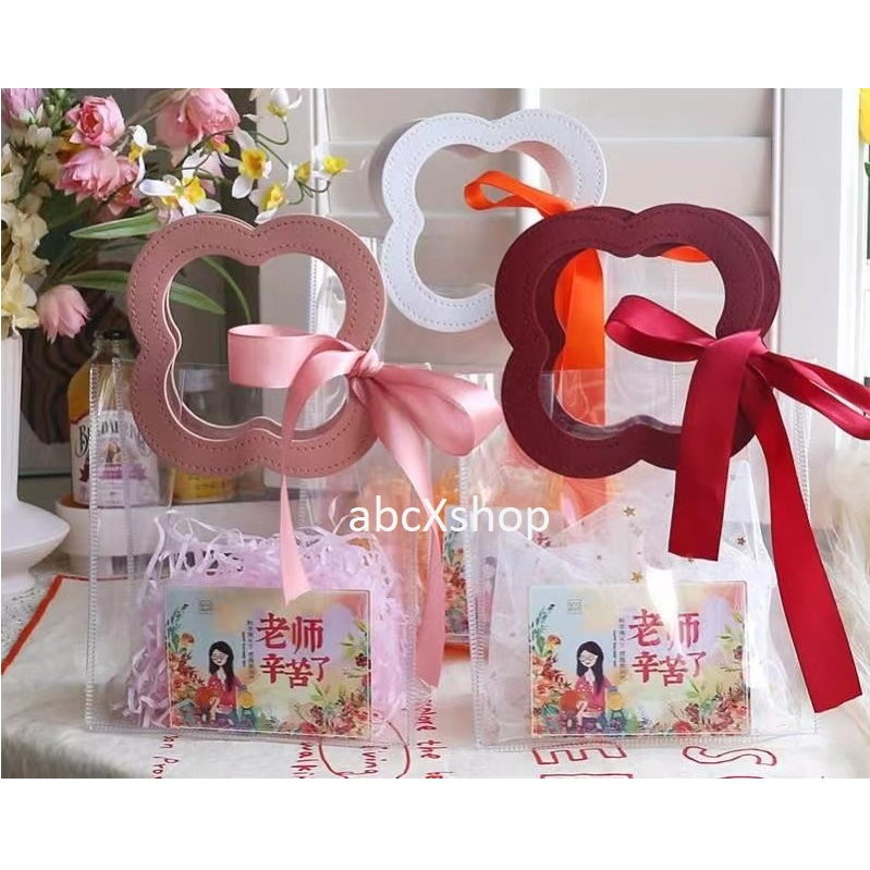 

Goodie Bag PREMIUM - PVC / Tas Hampers Mika PVC , LEBARAN, NATAL, IMLEK, TAHUN BARU