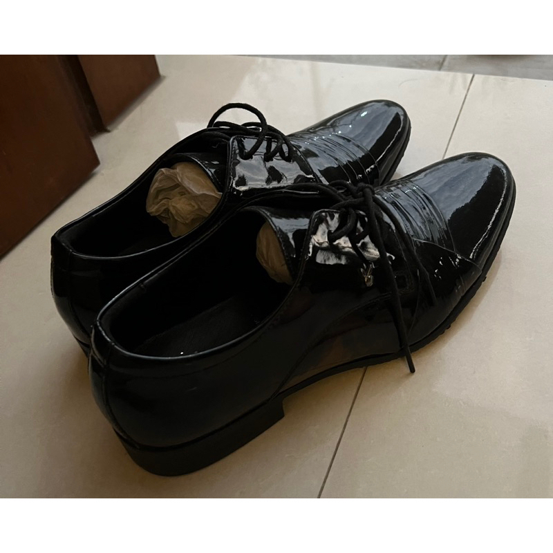 PRELOVED SEPATU PLAYBOY PANTOVEL PRIA (sepatu formal) mengkilap glossy hitam