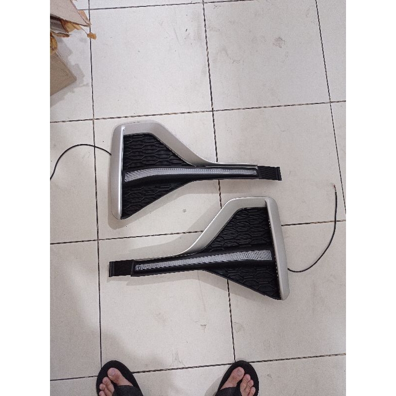 lampu DRL toyota zenix/DRL innova zenix 2023/led DRL innova kijang zenix