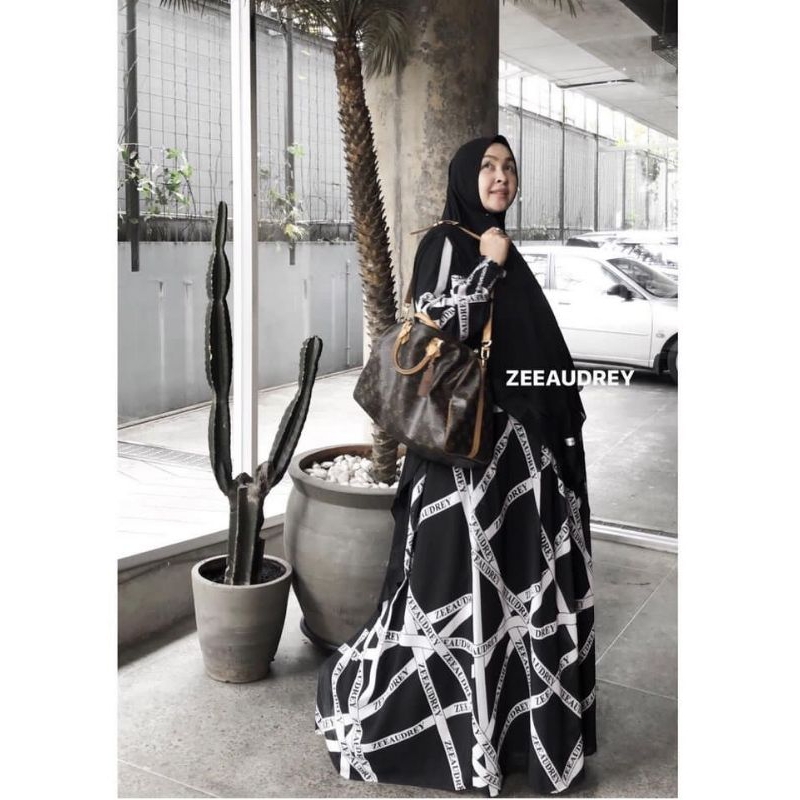 PL / preloved Adara dress zeeaudrey