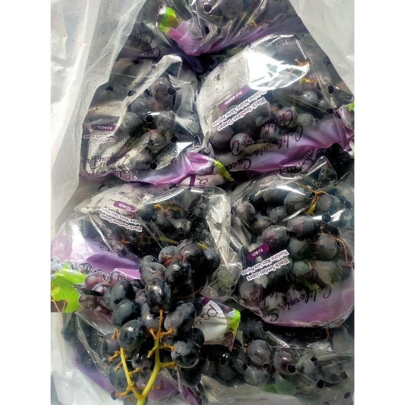 buah anggur hitam royal AUSTRALIAN/CHILI