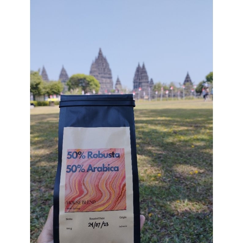 

Biji Kopi Susu Espresso Kopi Bubuk House Blend Arabika 50% Robusta 50%