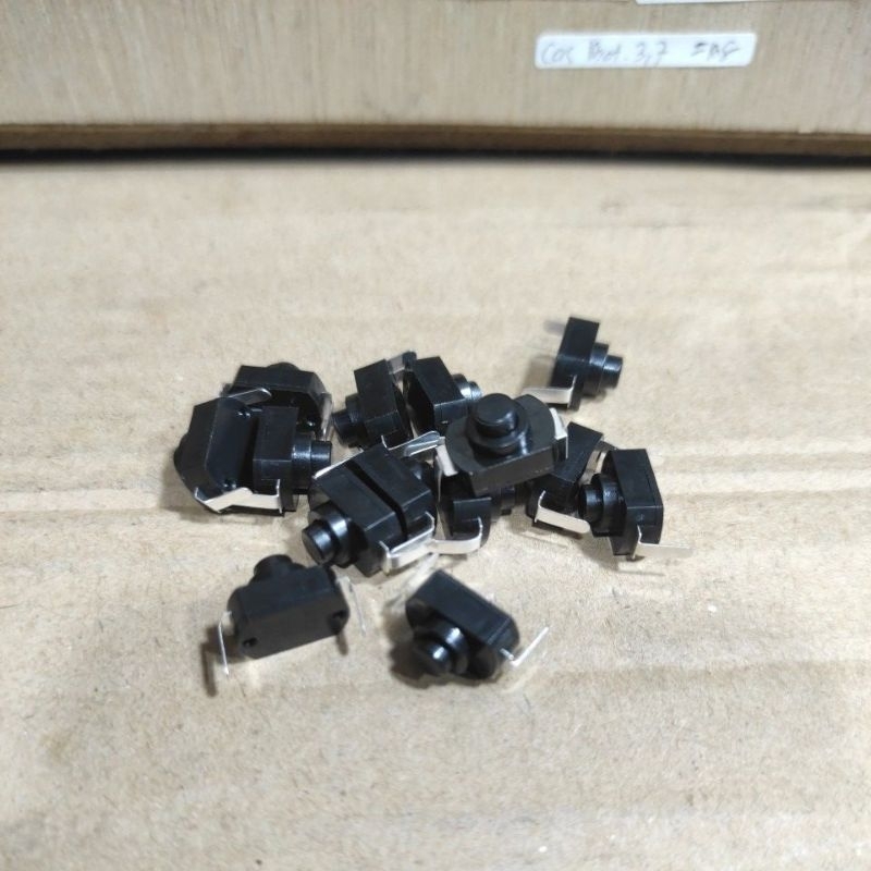 Push On Push Off 2 pin Saklar lampu On off Senter