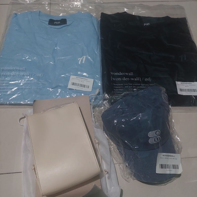 hoodie kaos ateez tshirt t shirt cap topi sling bag wonderwall ww no photocard pc hongjoong seonghwa