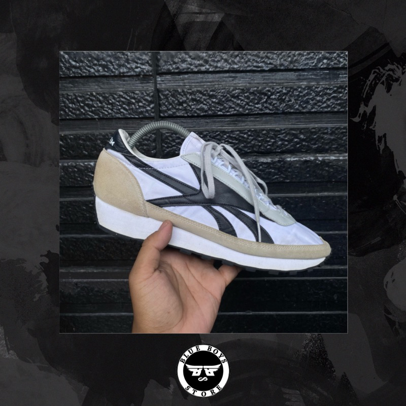 REEBOK AZTEC BLACK WHITE ORIGINAL