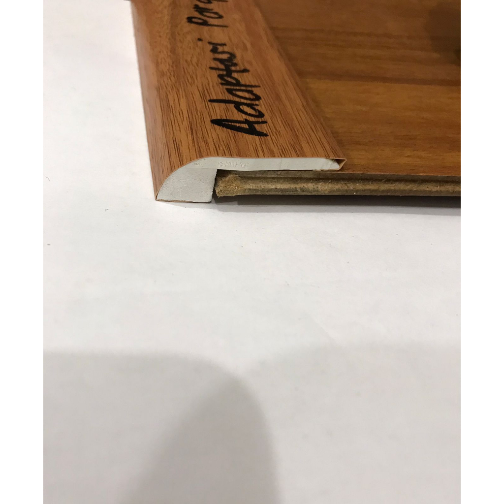 Adaptasi parket bahan PVC untuk list lantai