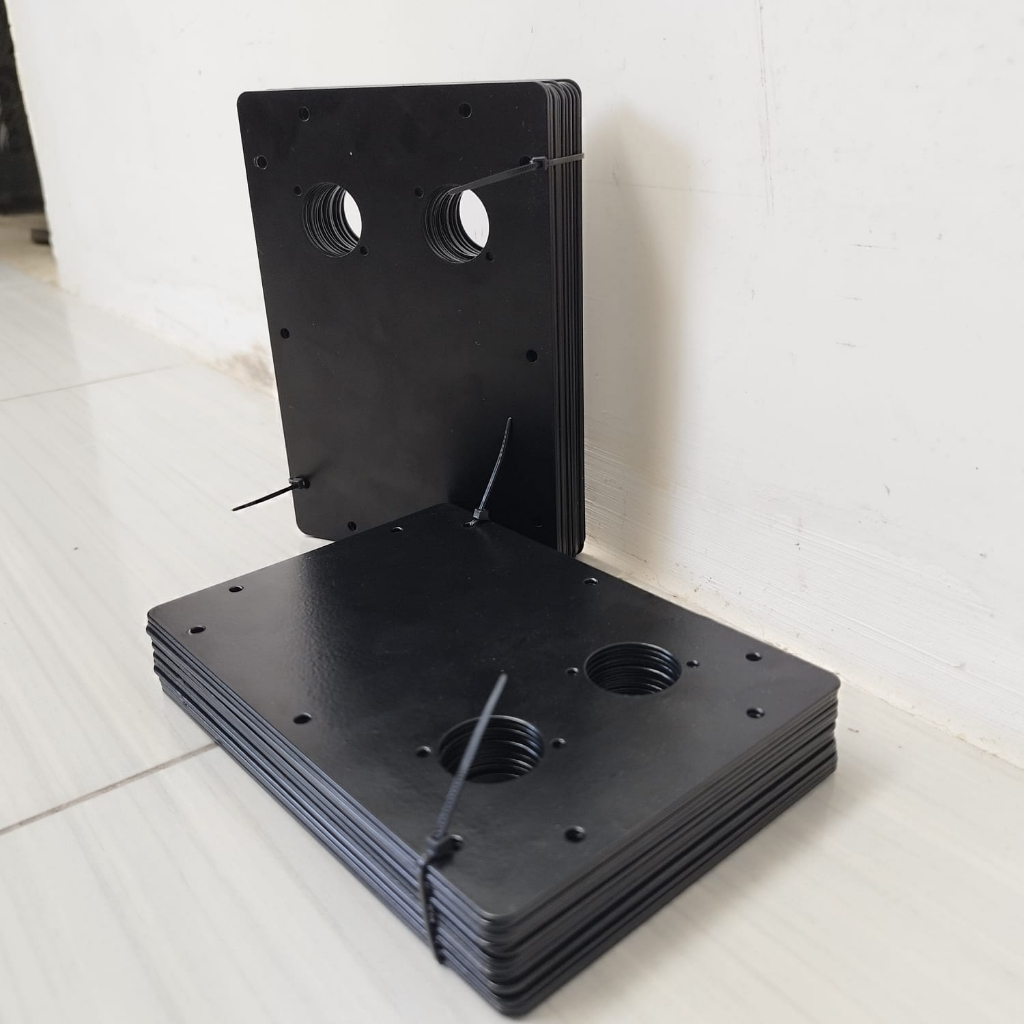 PLAT PANEL SPIKON DATAR