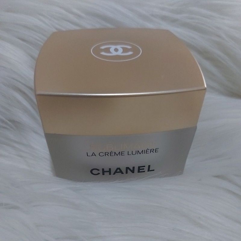 CHANEL LA CREME LUMIERE