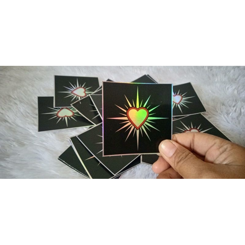 

Stiker Hologram Hati Bersinar PSHT